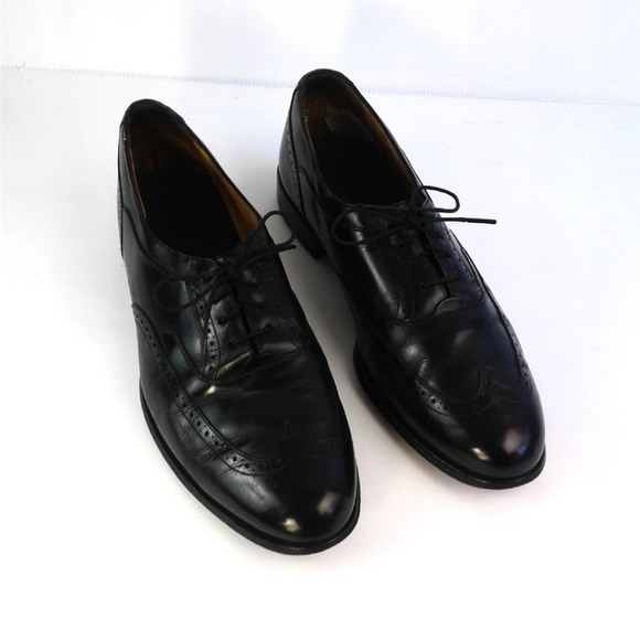Johnston & Murphy Black Aristocrat Oxford Shoes - Picture 8 of 8